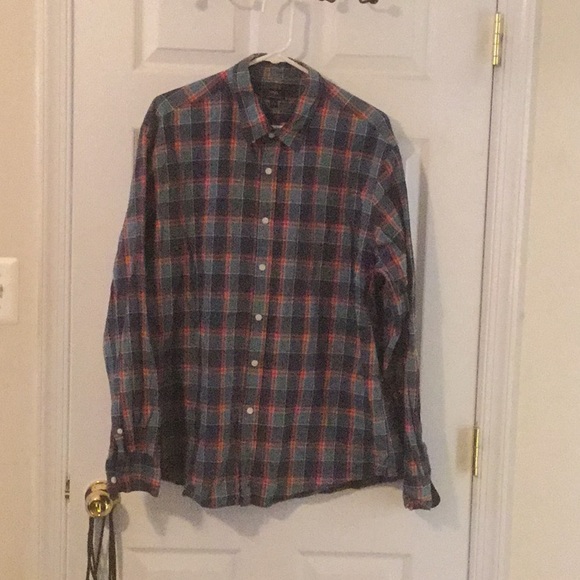 J. Crew Other - Men’s J crew button down shirt